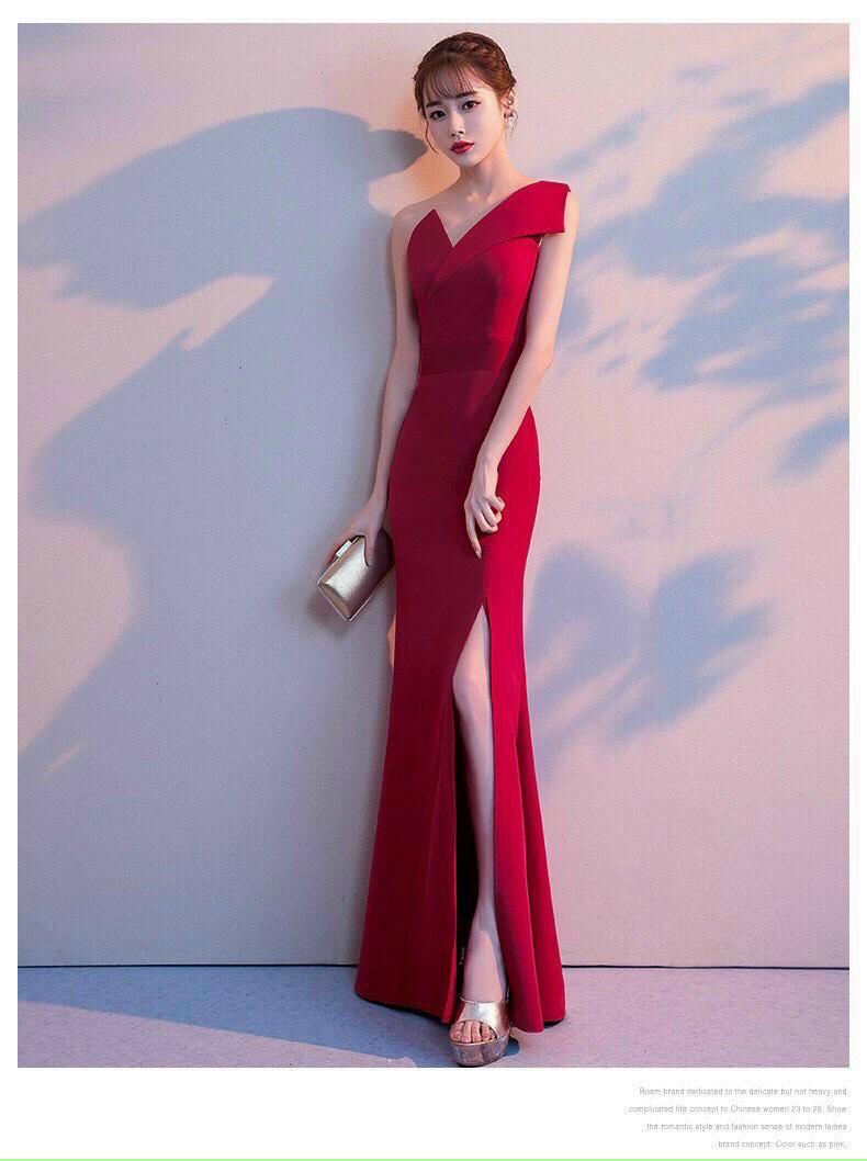 Đầm Dạ Hôi Đuôi Cá Cổ Cách Điệu - HN973